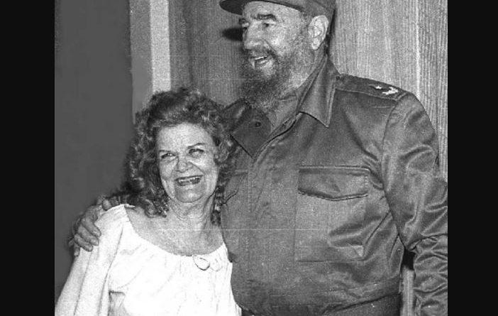 Raúl Castro dedicó a Carilda Oliver