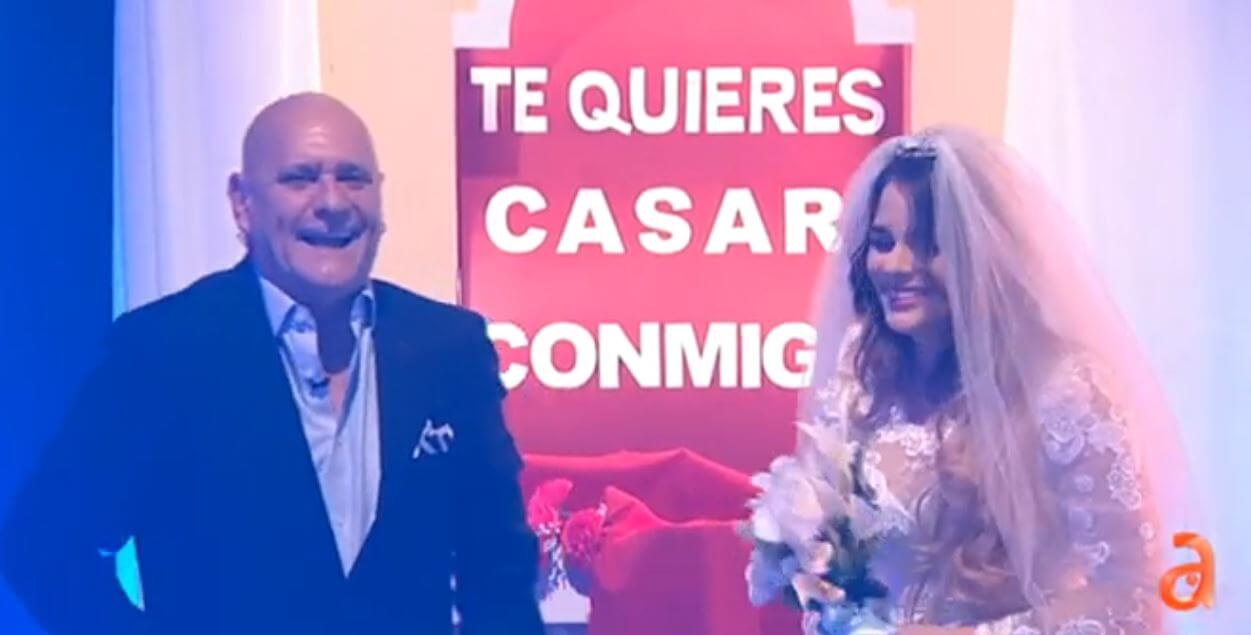 Carlos Otero le pide matrimonio