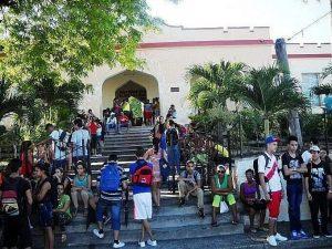 Manzanillo se enluta