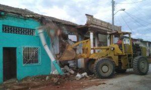 derrumbes en viviendas de Morón