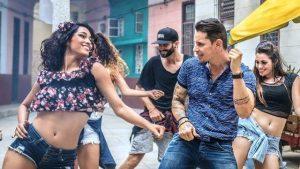 Leoni Torres te pone a bailar