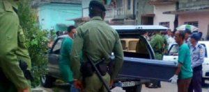 hombre apuñala a su exmujer