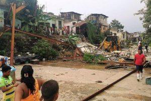 Intensas lluvias provocan derrumbe en La Habana