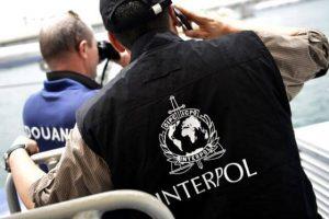 norteamericano reclamado por Interpol