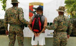 migrantes cubanos en Darién