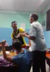 alumno agrede a un profesor
