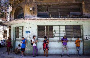 Periodista cubana denuncia a ETECSA