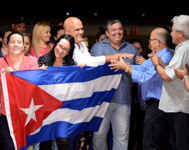 a Cuba desde Brasil