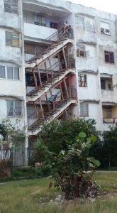 escaleras en Alamar