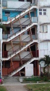 escaleras en Alamar