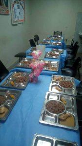 cena navideña de los colaboradores cubanos