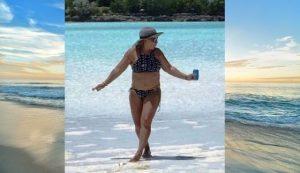Doctora Polo en bikini