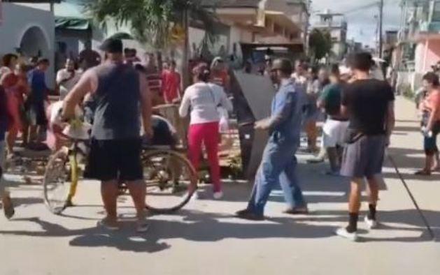 Carretilleros en Holguín