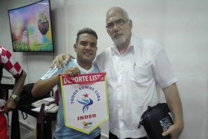 destitución del presidente del INDER