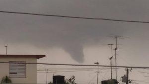 tornado por Arroyo Naranjo