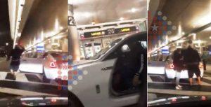 Alexander Delgado en un aeropuerto de Miami