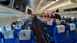 en vuelo humanitario desde Ecuador