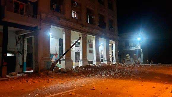 derrumbe en un edificio de San Lázaro y Galiano