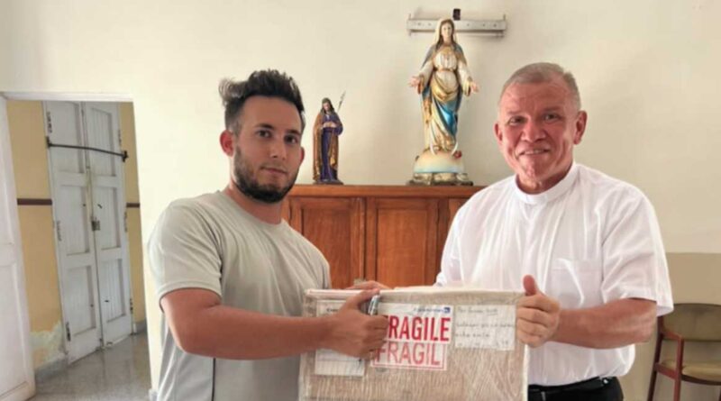 Ante las dificultades para producir hostias en Cuba por la escasez de harina y los prolongados apagones, la Iglesia católica en Costa Rica envió una donación de 20 mil formas destinadas a la celebración de la Santa Misa.