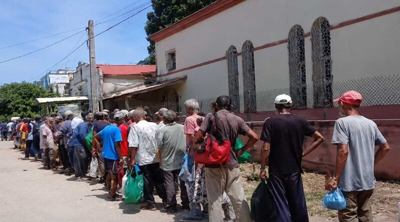 La Iglesia Católica en La Mosca, Camagüey, mantiene una labor de asistencia alimentaria dirigida a personas vulnerables y en situación de calle, en momentos en que la crisis económica y social que atraviesa Cuba golpea con especial dureza a ancianos y familias de bajos ingresos.