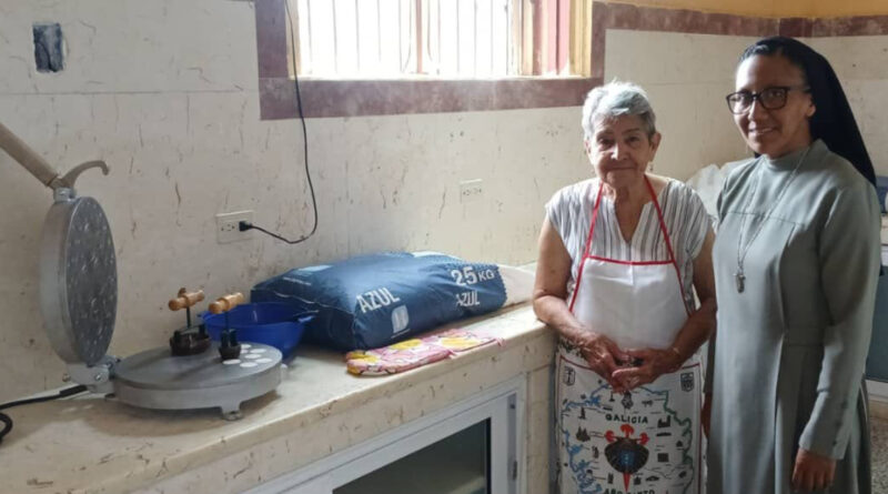La profunda crisis que atraviesa Cuba alcanzó incluso la disponibilidad de hostias para las celebraciones católicas. Ante las dificultades que golpearon la producción habitual en la isla, el Santuario Nacional de Nuestra Señora de la Caridad del Cobre, en Santiago de Cuba, comenzó a probar la elaboración de sus propias hostias gracias a equipos y harina donados desde España.
